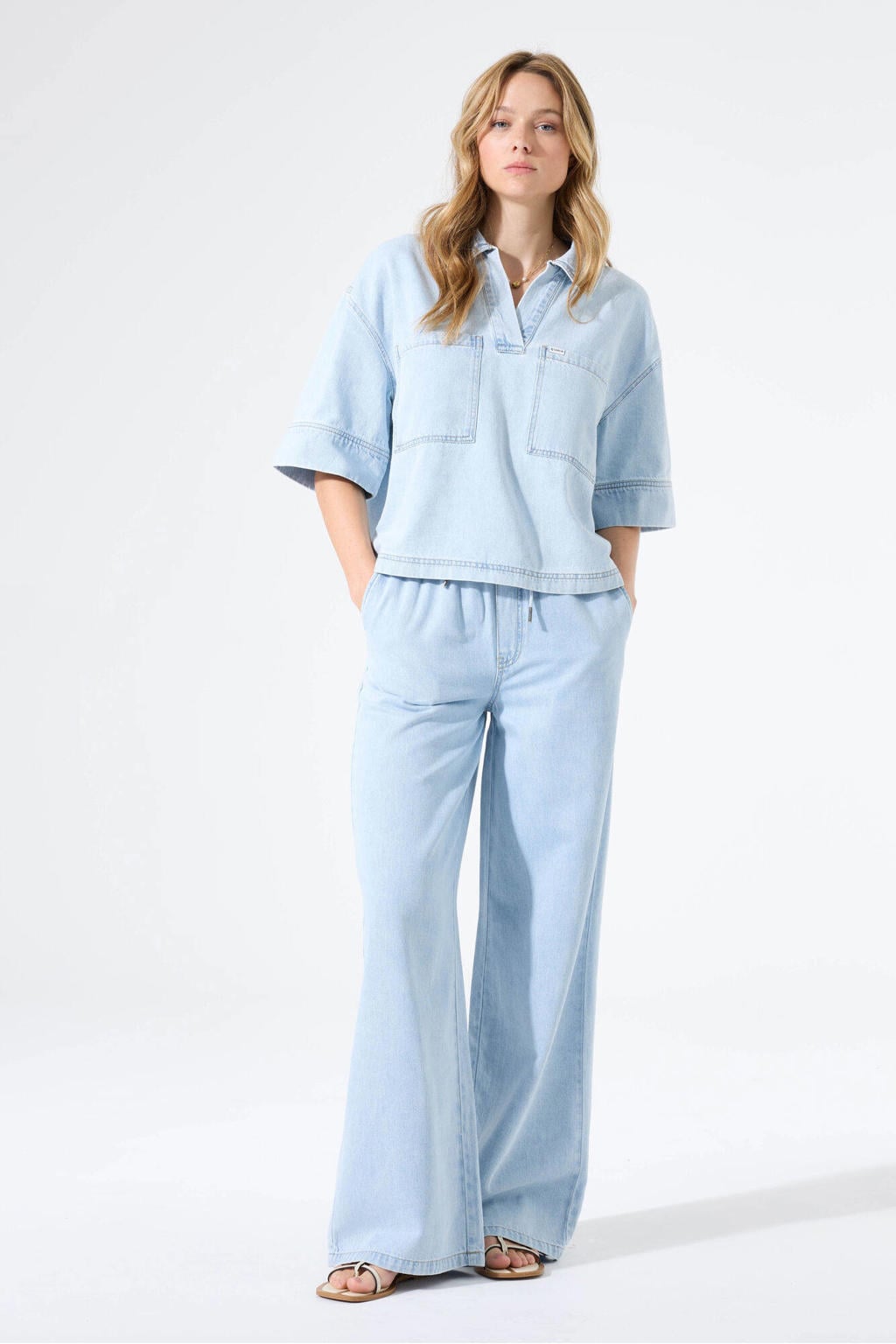Light blue denim dames Garcia regular waist casual broek van katoen met loose fit, elastische tailleband met koord en effen