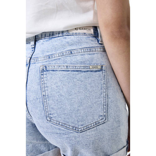 Garcia mom high waist denim short light blue denim afbeelding