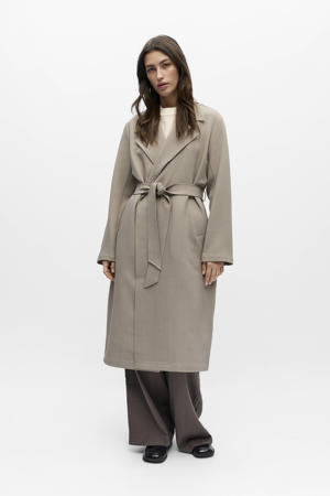 trenchcoat