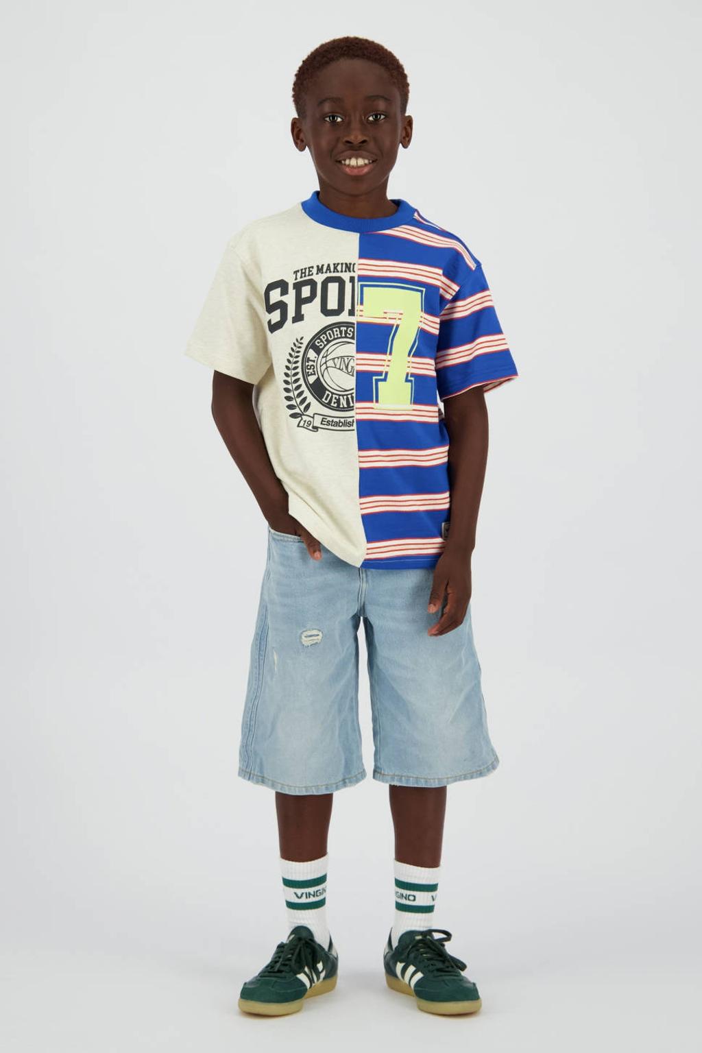 Light blue denim jongens Vingino relaxed regular waist short van denim met rits- en knoopsluiting en effen