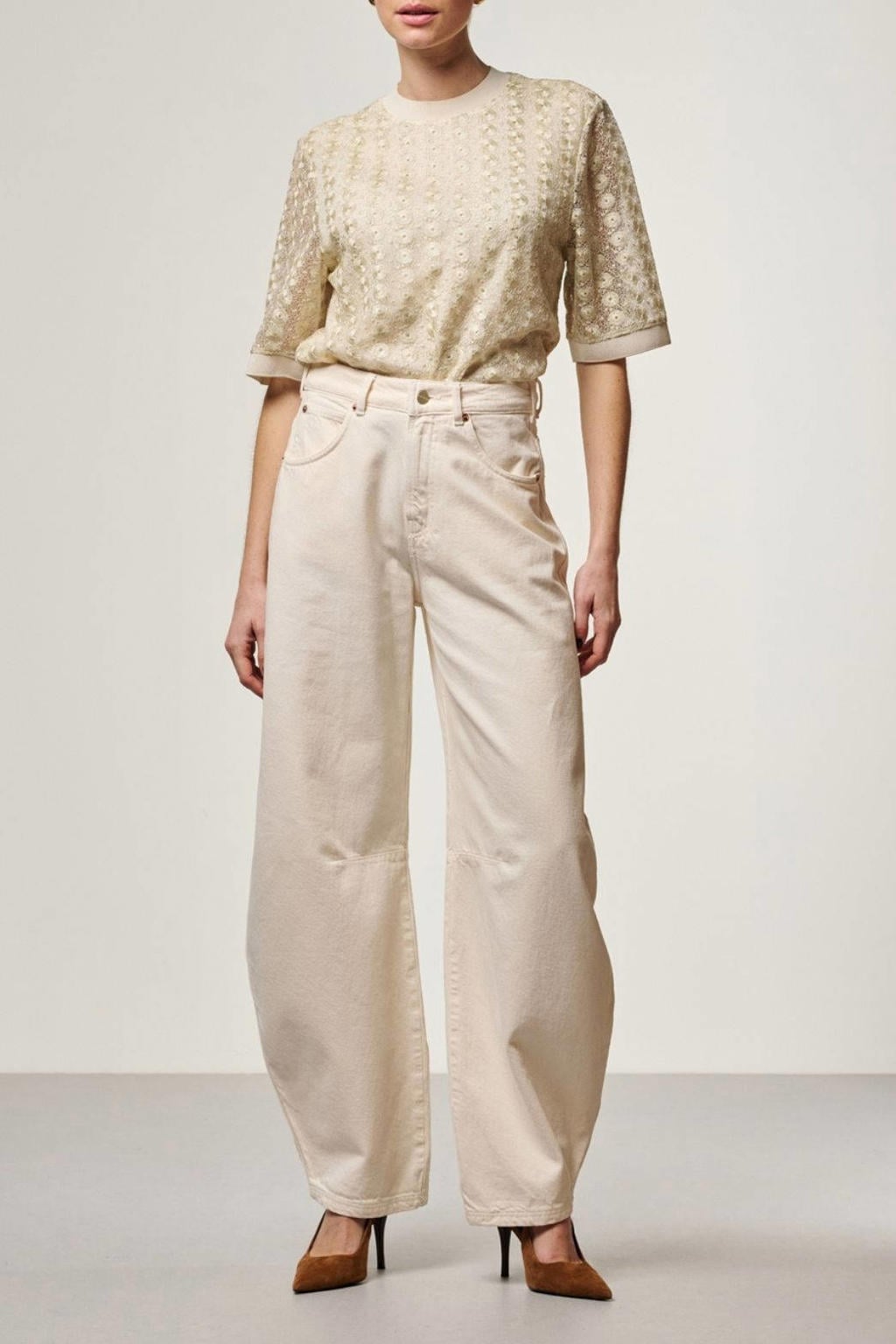 Beige dames Aaiko gebloemde top broderie van polyester met korte mouwen en ronde hals