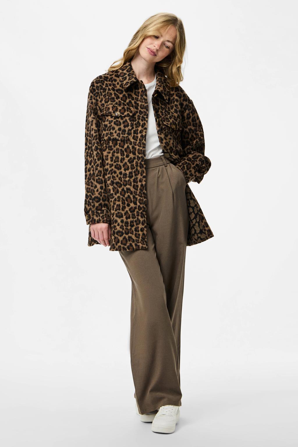 Bruin en zwarte dames PIECES shacket van polyester met dierenprint, lange mouwen, klassieke kraag en knoopsluiting