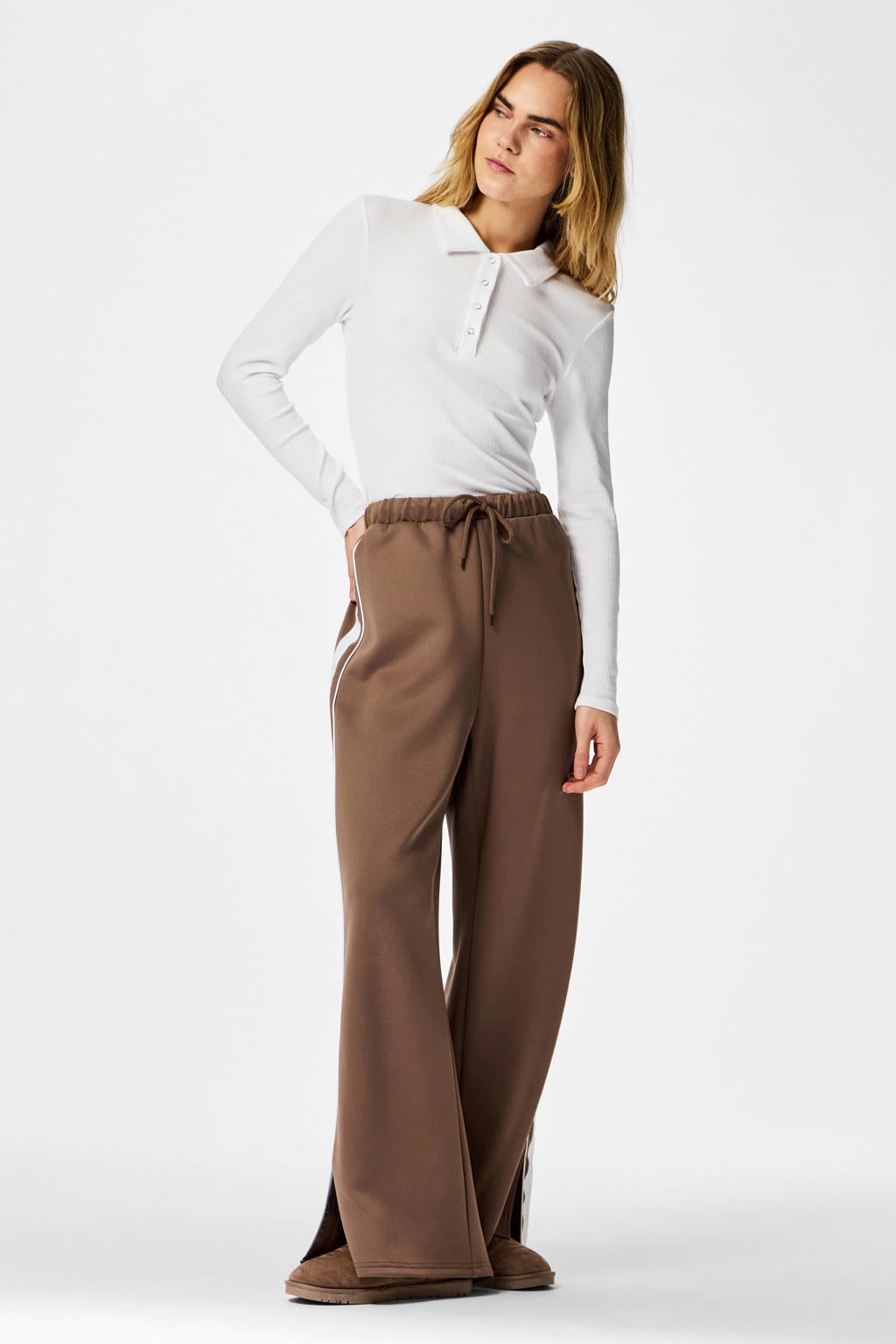 Bruine dames PIECES wide leg high waist casual broek met effen