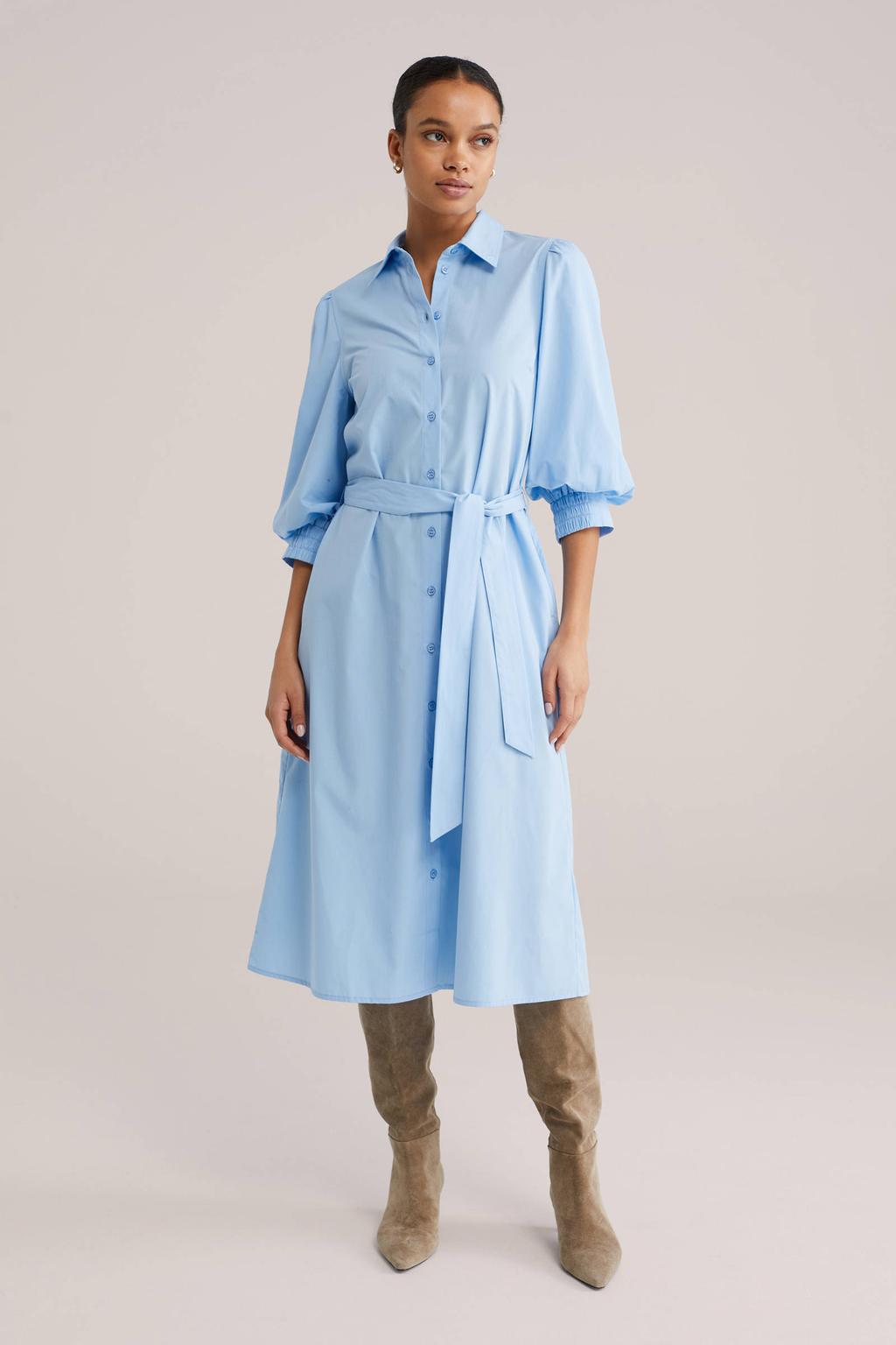 Lichtblauwe dames WE Fashion blousejurk van katoen met effen, driekwart mouwen, V-hals, knoopsluiting en ceintuur