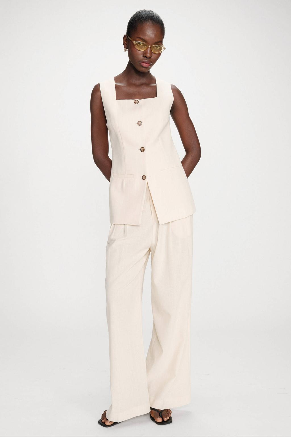 Lichtgele dames Grace & Mila gilet van viscose met krijtstreepprint, vierkante hals en knoopsluiting