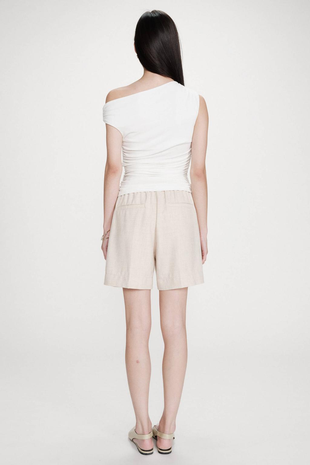 Witte dames Grace & Mila top van viscose met effen en off shoulder hals