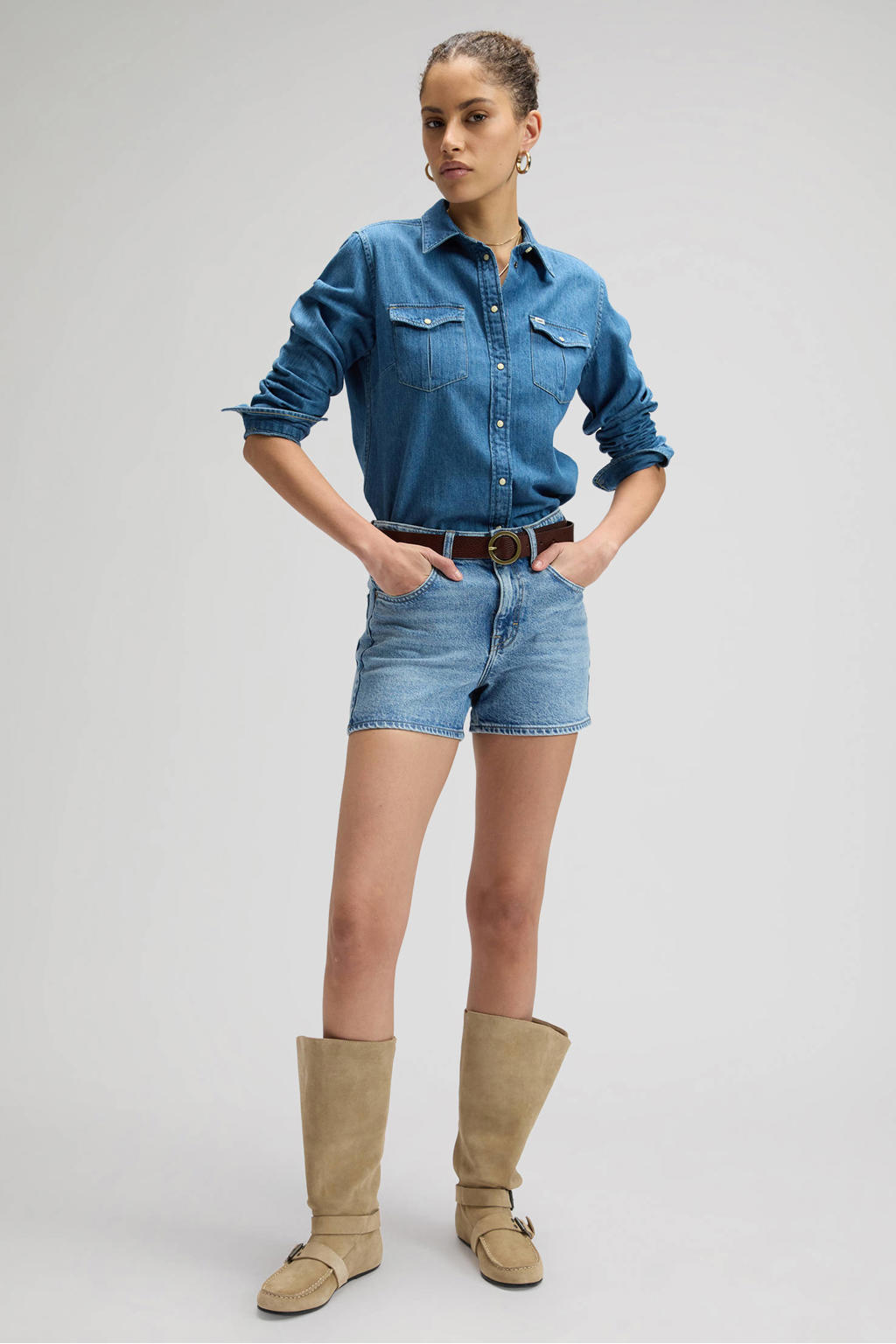 Medium blue denim dames Lee straight high waist short van denim met rits- en knoopsluiting en effen