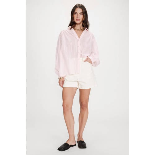 Grace & Mila blouse met krijtstreep lichtroze afbeelding
