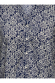 thumbnail: ONLY CARMAKOMA blouse met all over print