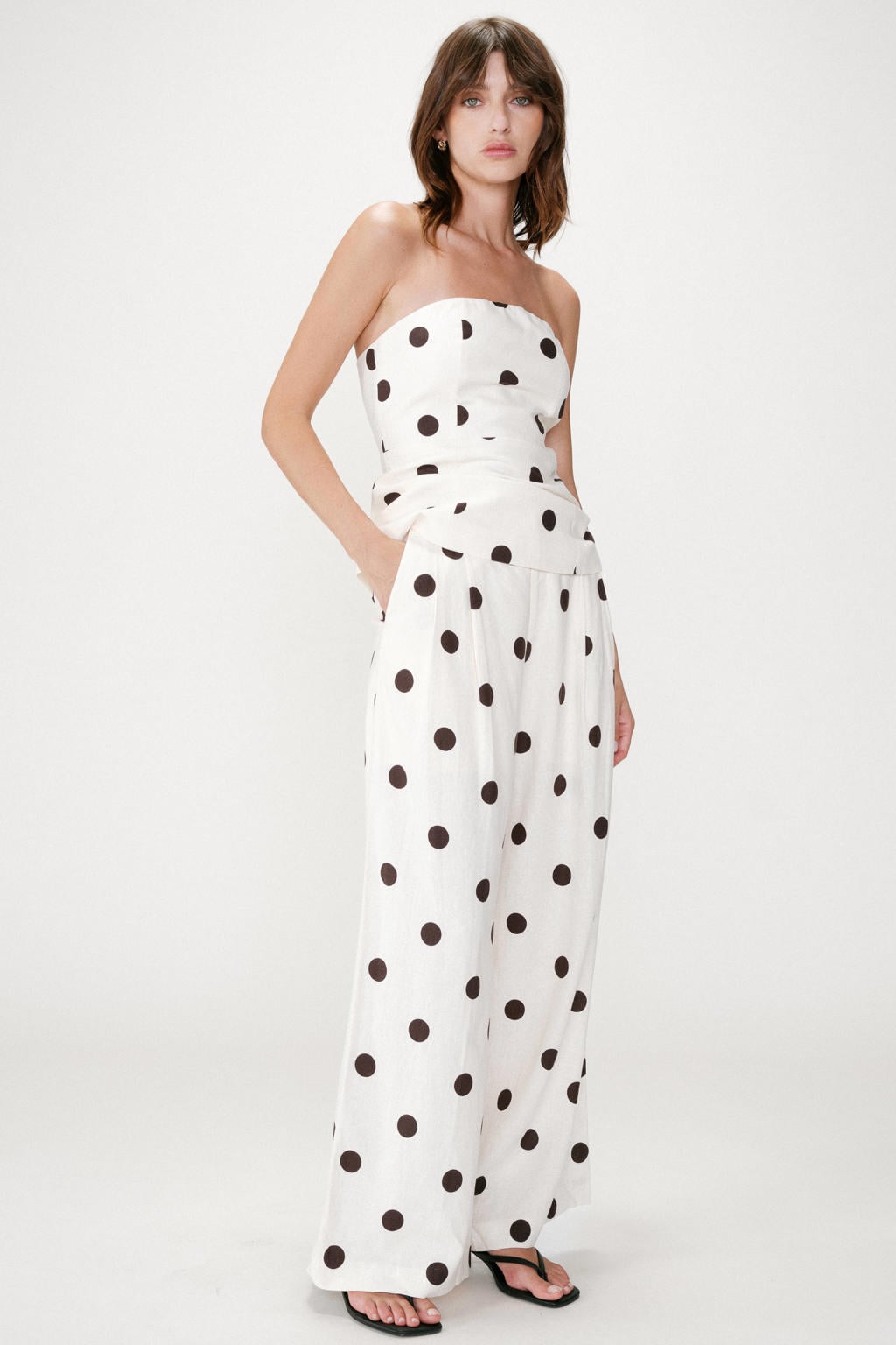 Ecru en zwarte dames Grace & Mila wide leg high waist broek van linnen met rits- en knoopsluiting en stippenprint