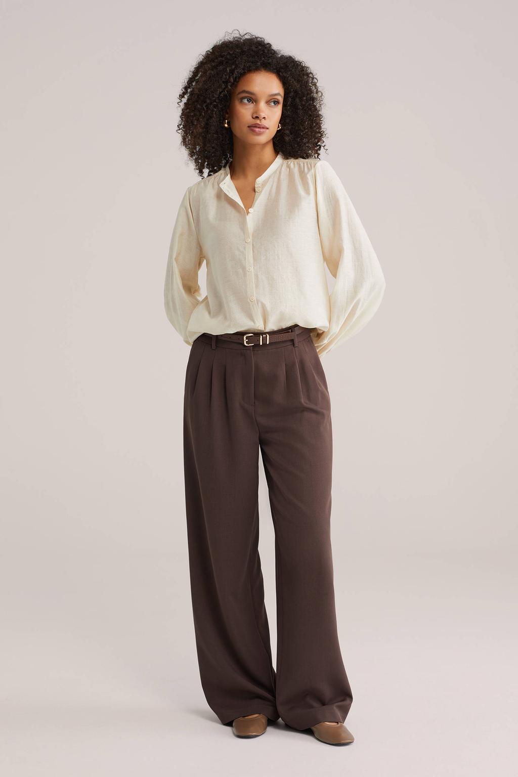 Ecru dames WE Fashion blouse van lyocell met effen, lange mouwen, opstaande kraag en knoopsluiting