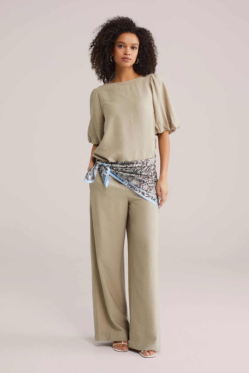 Beige dames WE Fashion top van viscose met effen, half lange mouwen en boothals