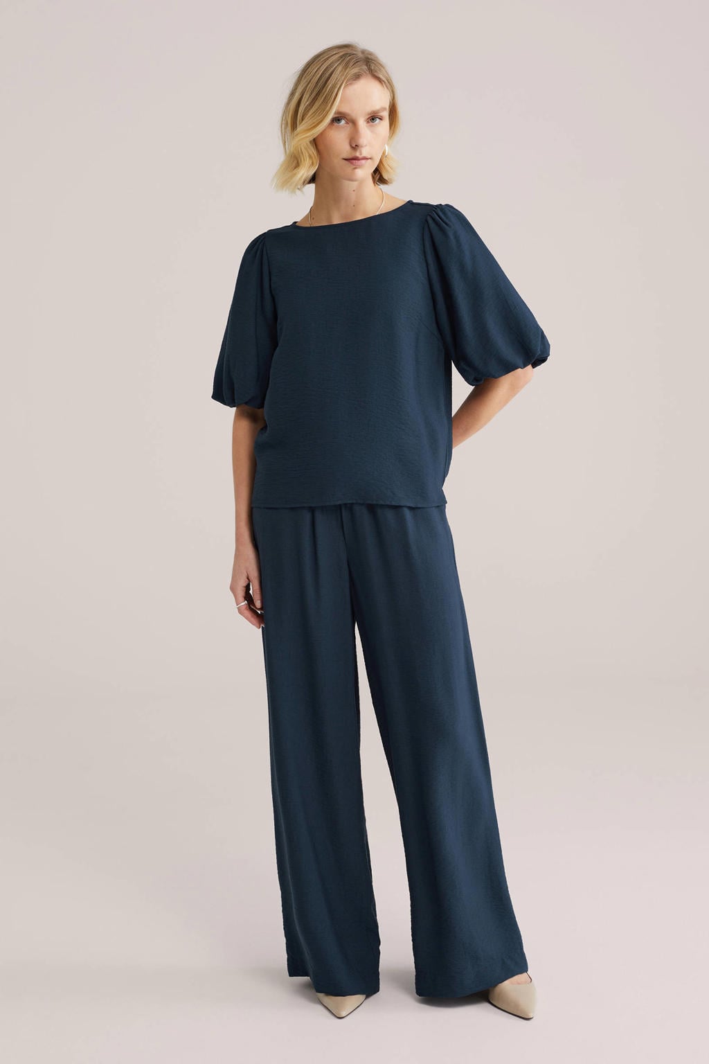 Donkerblauwe dames WE Fashion top van viscose met effen, half lange mouwen en boothals