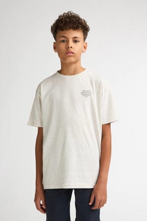 T-shirt wit