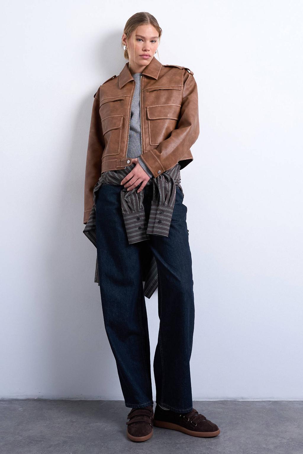 Bruine dames TOPSHOP imitatieleren jasje met lange mouwen, reverskraag en knoopsluiting