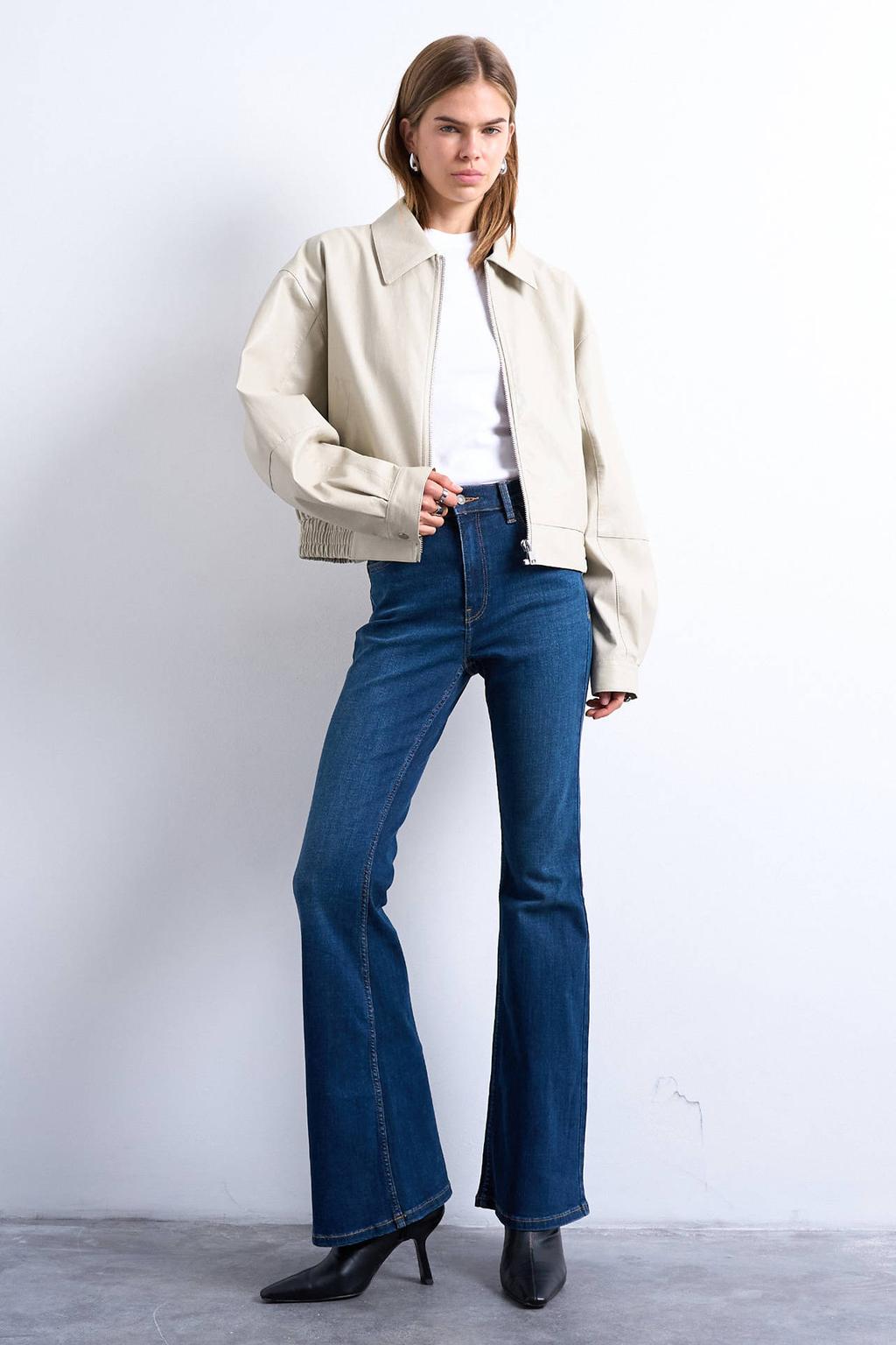 Dark blue denim dames TOPSHOP Tsjamie Hr Flare Dnm Jeans Db Noos high waist flared jeans dark blue met effen