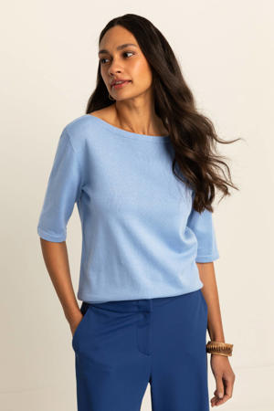 pullover lichtblauw gebreid