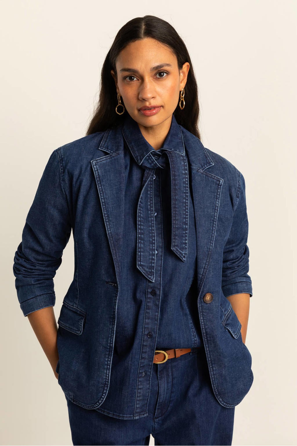 Dark blue denim dames Expresso regular blazer dark blue van denim met effen, lange mouwen, reverskraag, knoopsluiting en geweven detail