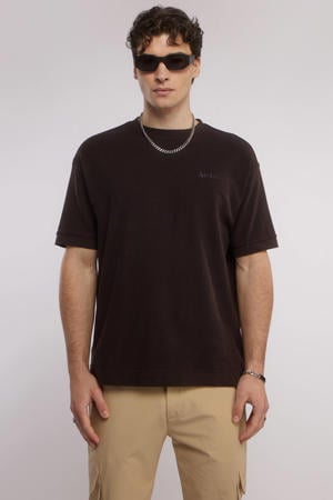 oversized T-shirt bruin