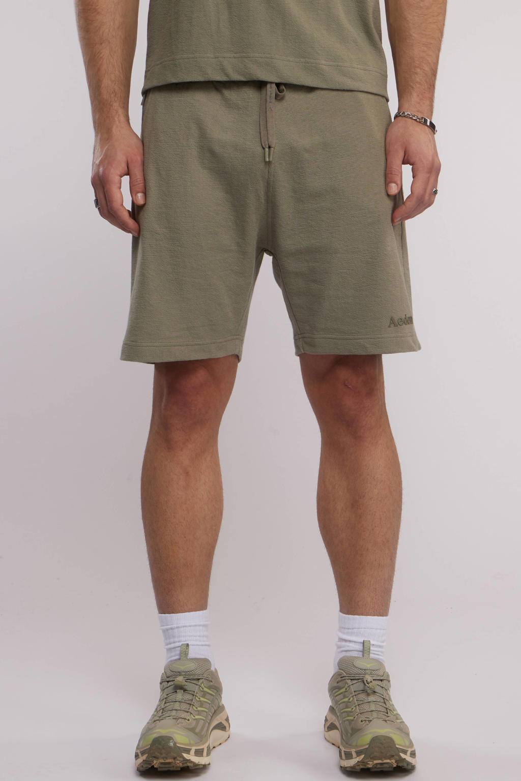 Aeden regular sweatshort olijfgroen