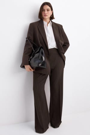 regular waist flared broek met krijtstreep bruin