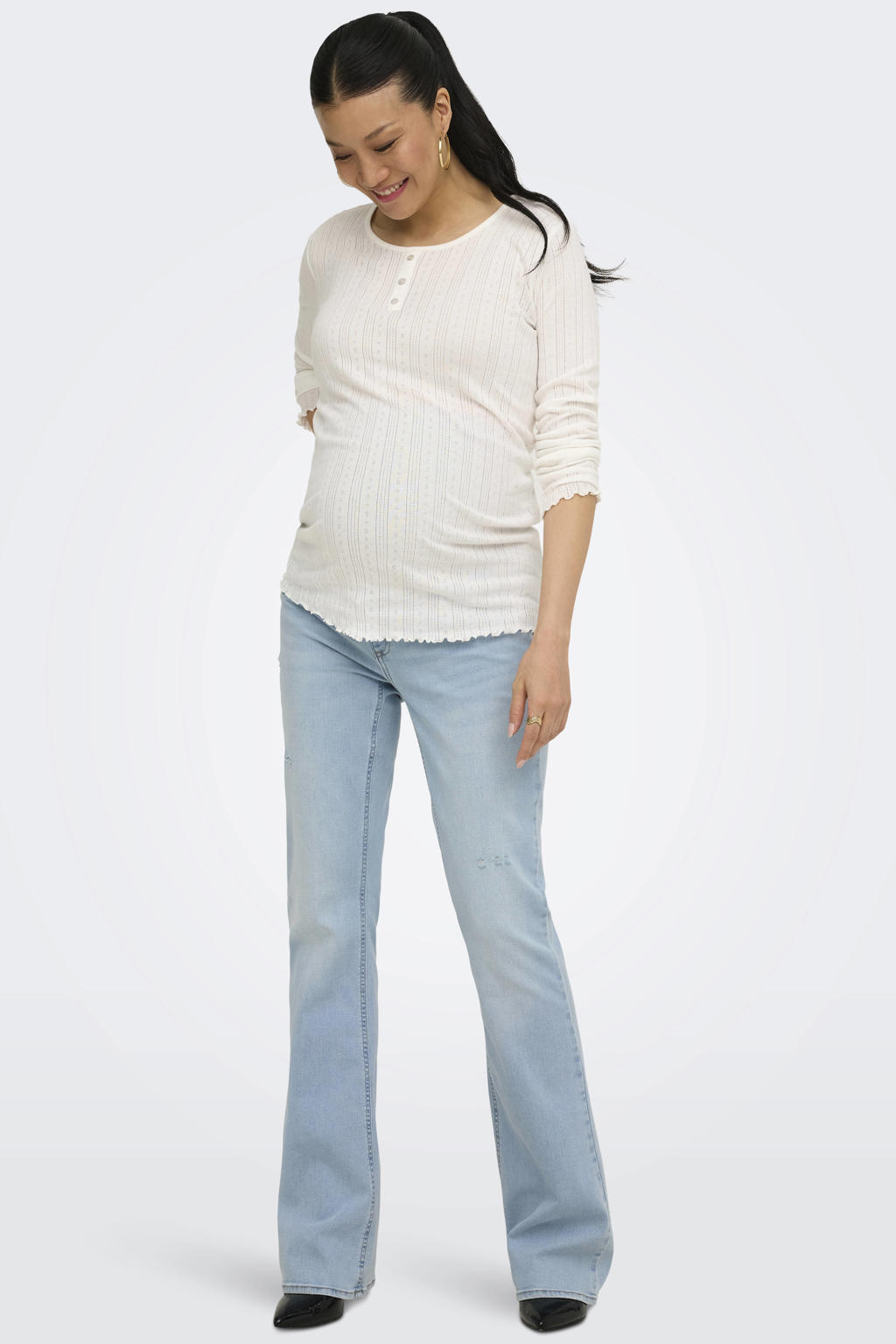 Light blue denim dames ONLY MATERNITY Olmblush high waist zwangerschaps flared jeans van stretchdenim met rits- en knoopsluiting en effen