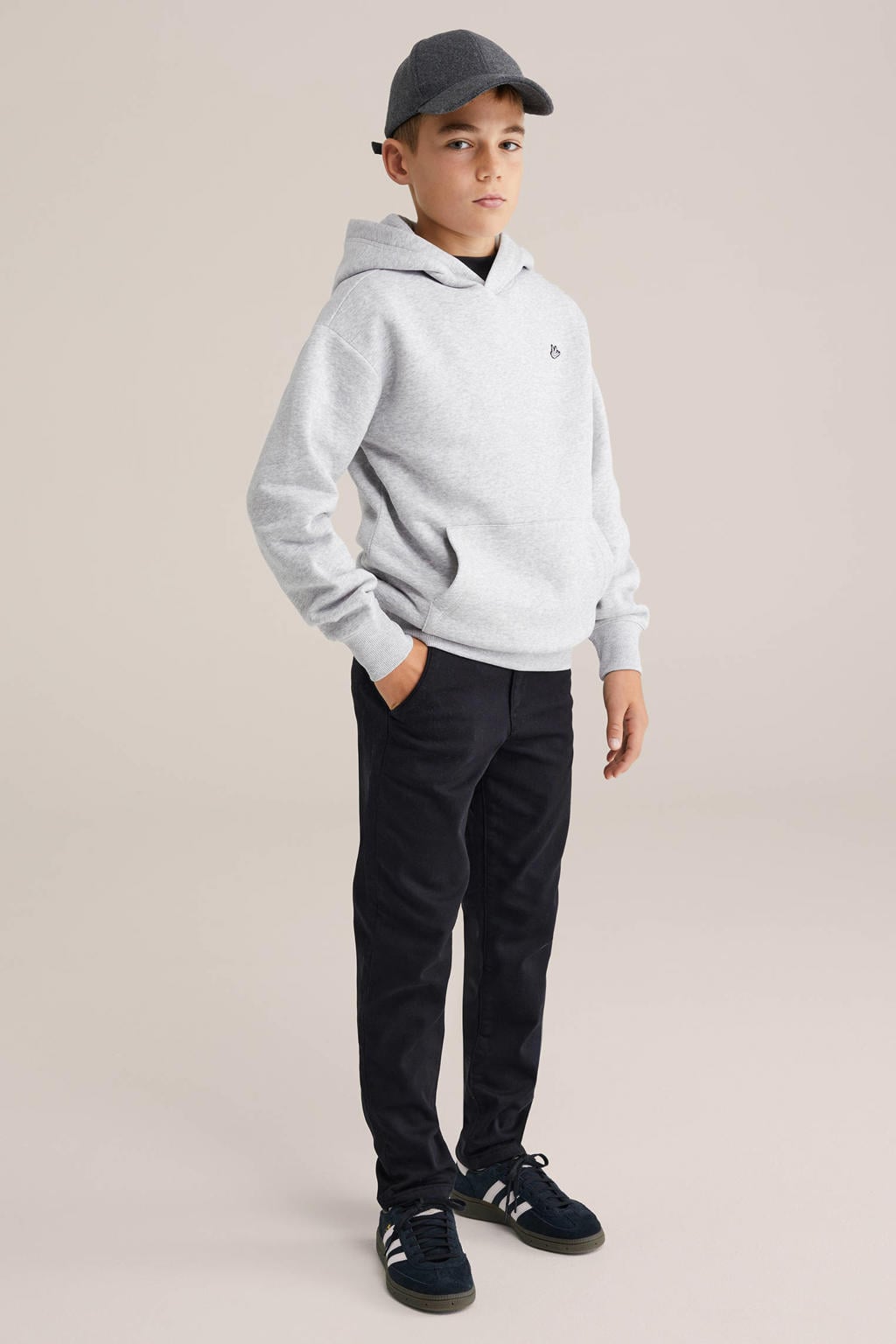 Grijze jongens WE Fashion hoodie van sweat materiaal met effen, lange mouwen en capuchon