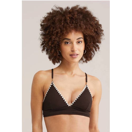 WE Fashion voorgevormde bikinitop met textuur donkerbruin afbeelding