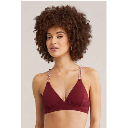 WE Fashion voorgevormde bikinitop met textuur donkerrood afbeelding