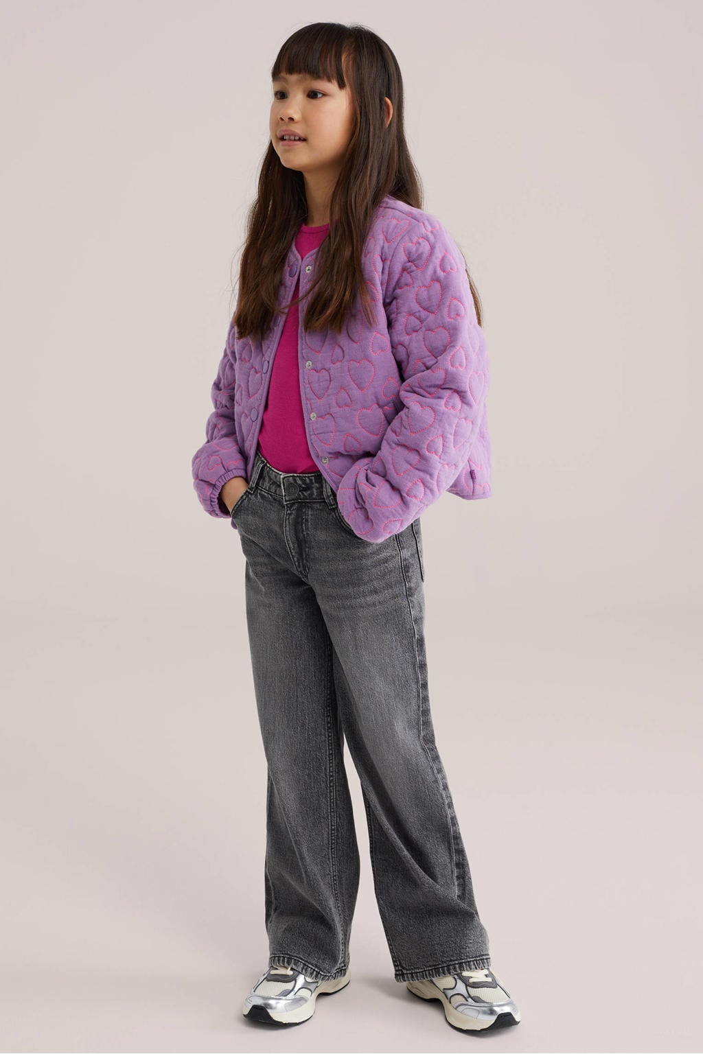 Paarse meisjes WE Fashion bomberjack lente van katoen met hartjesprint, lange mouwen, ronde hals, drukknoopsluiting en quilted