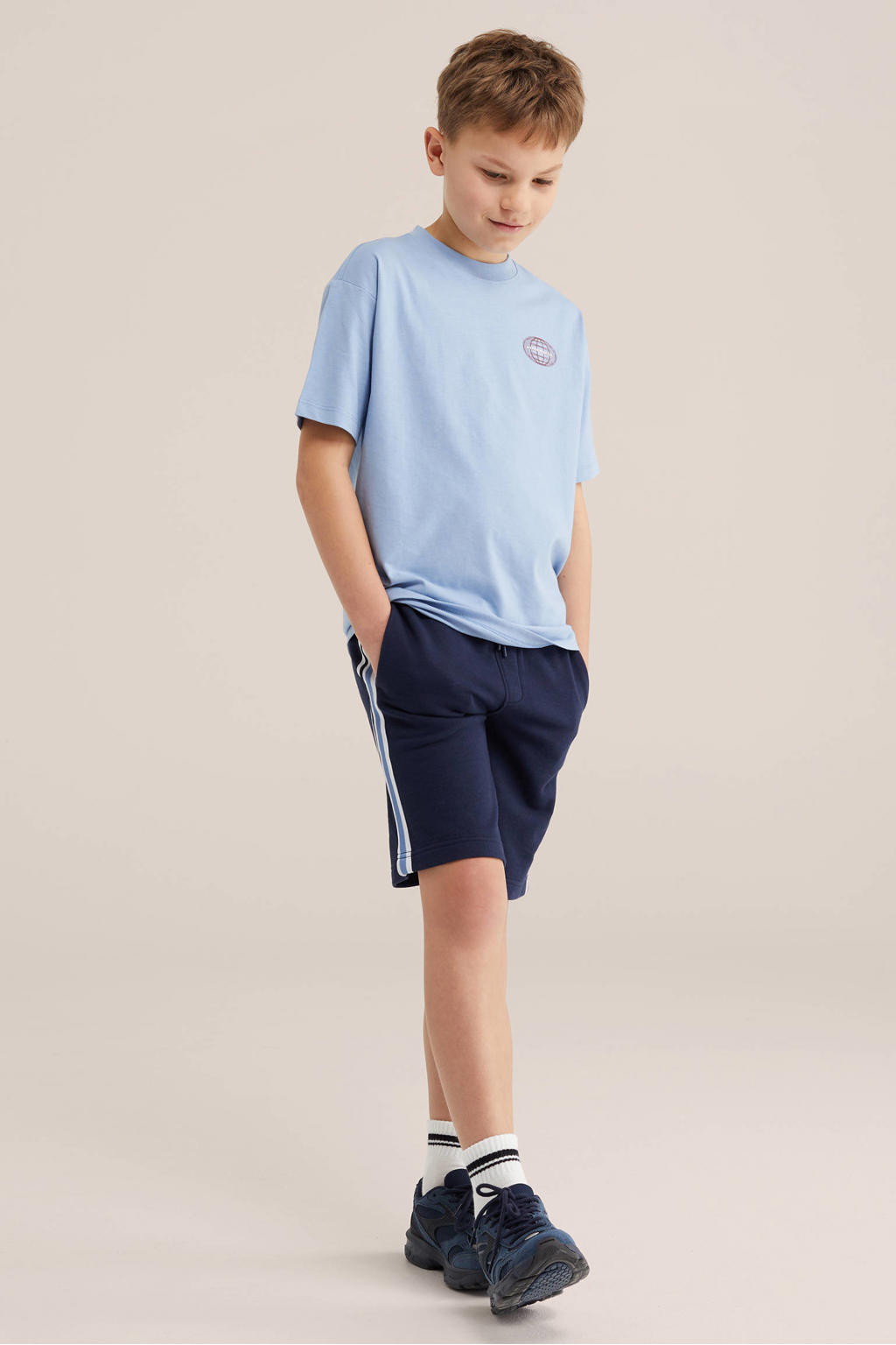Lichtblauwe jongens WE Fashion T-shirt van katoen met backprint, korte mouwen en ronde hals