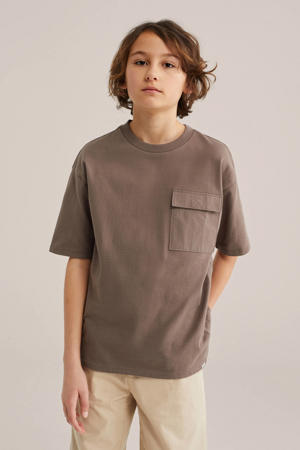 T-shirt bruin