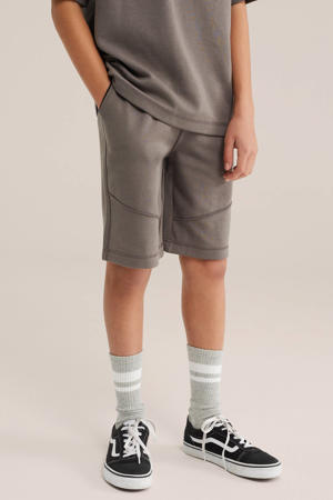 sweatshort taupe