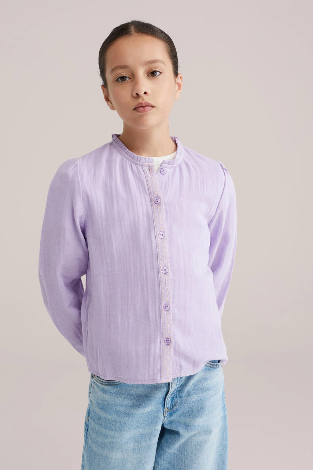 Lilakleurige meisjes WE Fashion blouse van katoen met effen, lange mouwen, ronde hals, knoopsluiting en borduursels