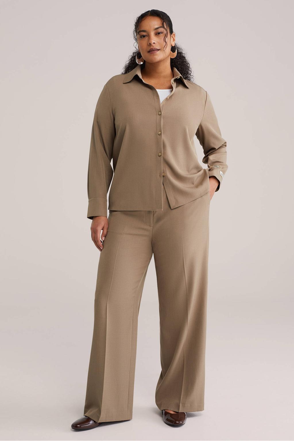Beige dames WE Fashion Curve wide leg high waist pantalon van denim met rits- en knoopsluiting en effen