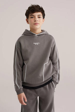 sweater bruin
