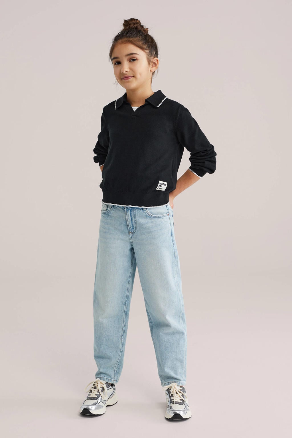 Light blue denim meisjes WE Fashion Blue Ridge barrel jeans van denim met regular waist, rits- en knoopsluiting en effen