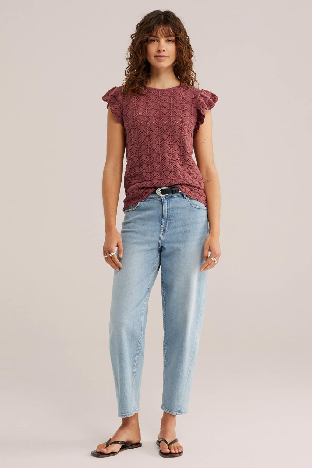Oudroze dames WE Fashion top gebreid met effen, korte mouwen, ronde hals en gehaakt detail