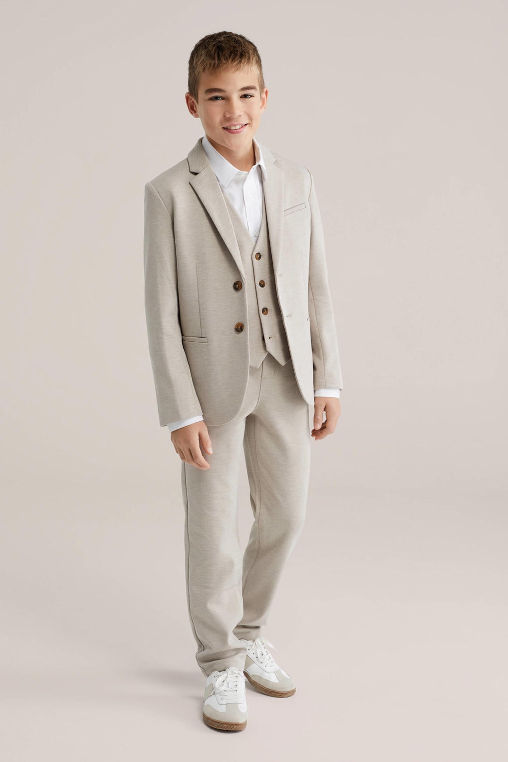 Beige jongens WE Fashion colbert van polyester met effen, lange mouwen, smokingkraag en knoopsluiting