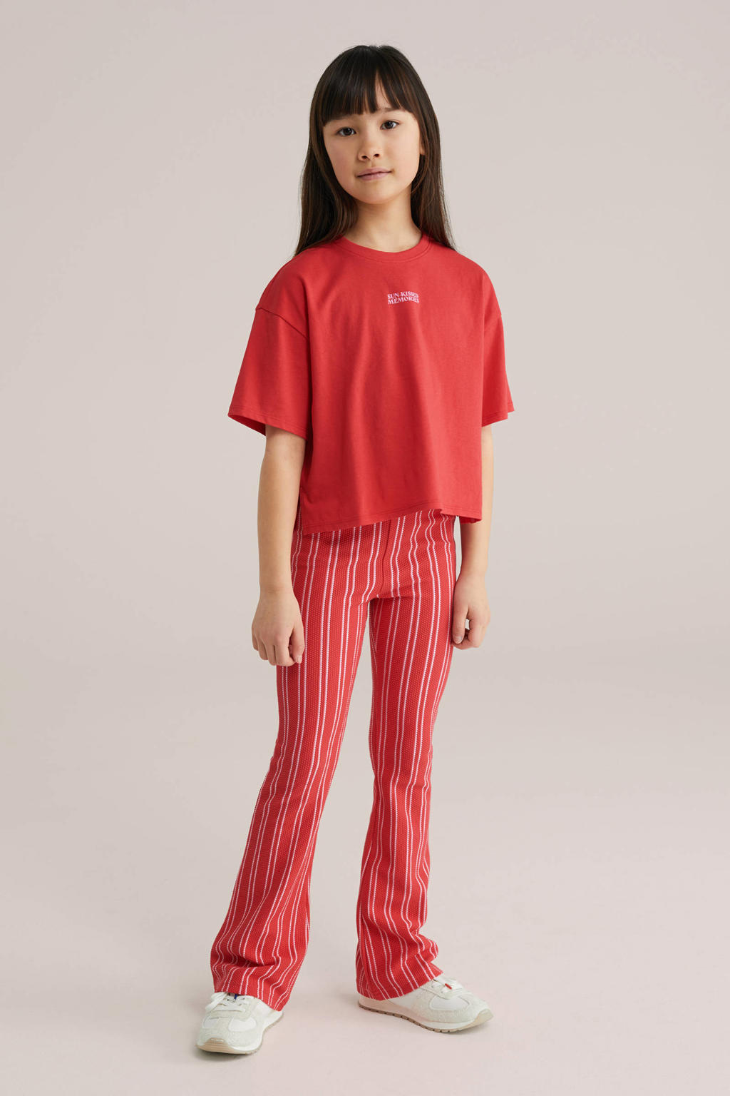 Rode meisjes WE Fashion gestreepte flared broek van katoen met elastische tailleband
