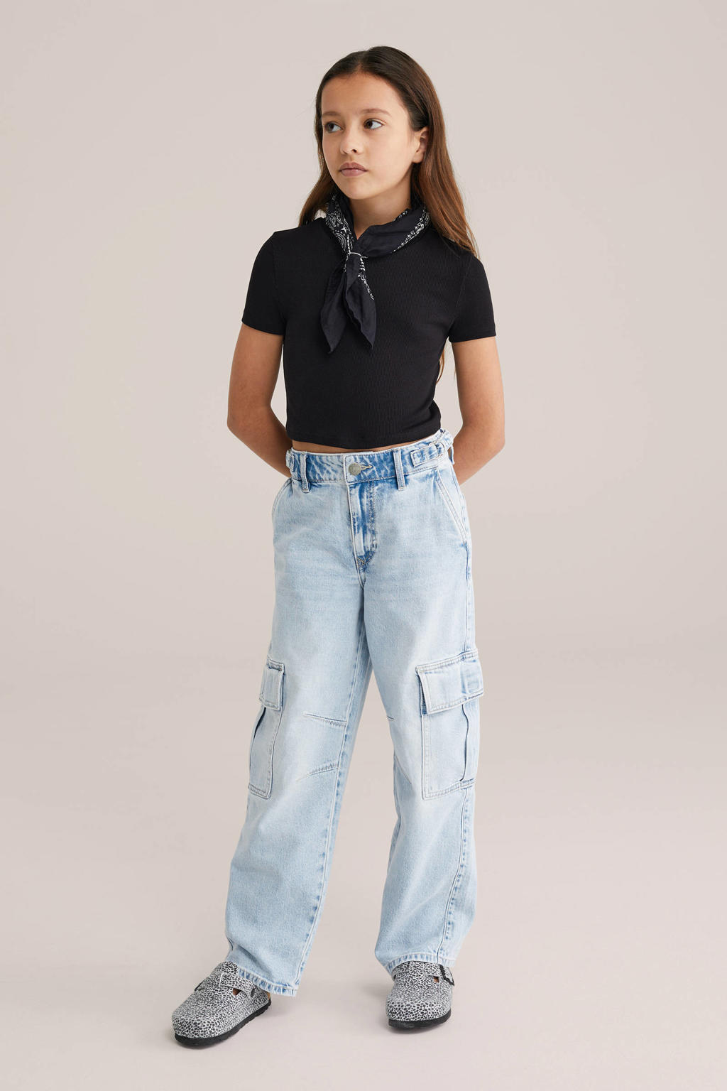Light blue denim meisjes WE Fashion Blue Ridge straight leg jeans van denim met rits- en knoopsluiting en effen
