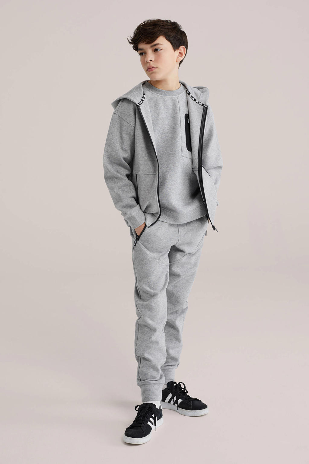 Grijs melange jongens Salty Dog slim casual broek melange van sweat materiaal met elastische tailleband met koord en effen