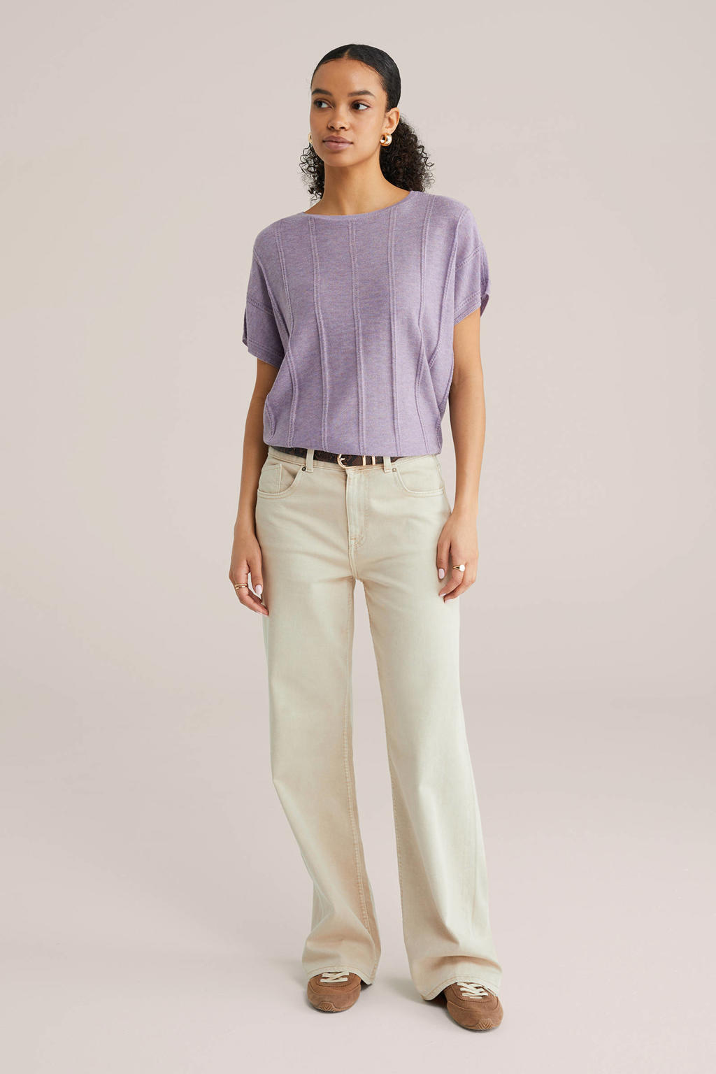 Lilakleurige dames WE Fashion top gebreid van polyester met effen, korte mouwen en boothals