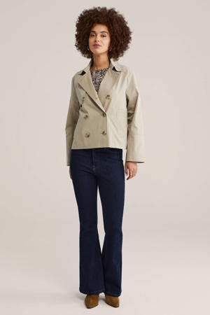 trenchcoat beige