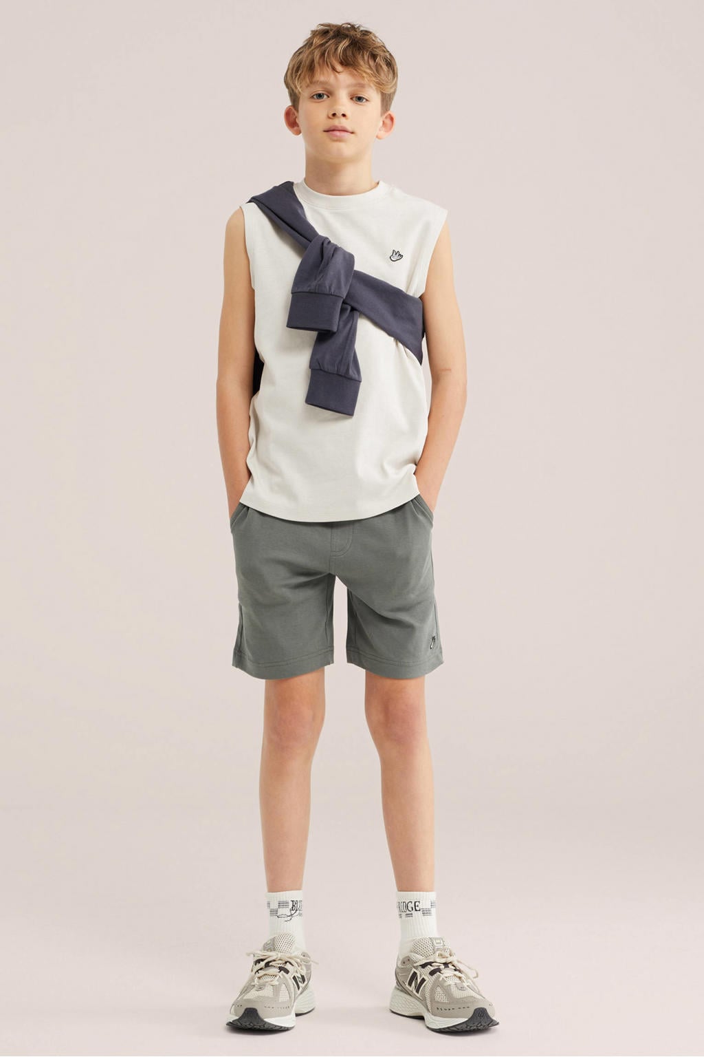 Lichtgrijze jongens WE Fashion tanktop van katoen met effen en ronde hals