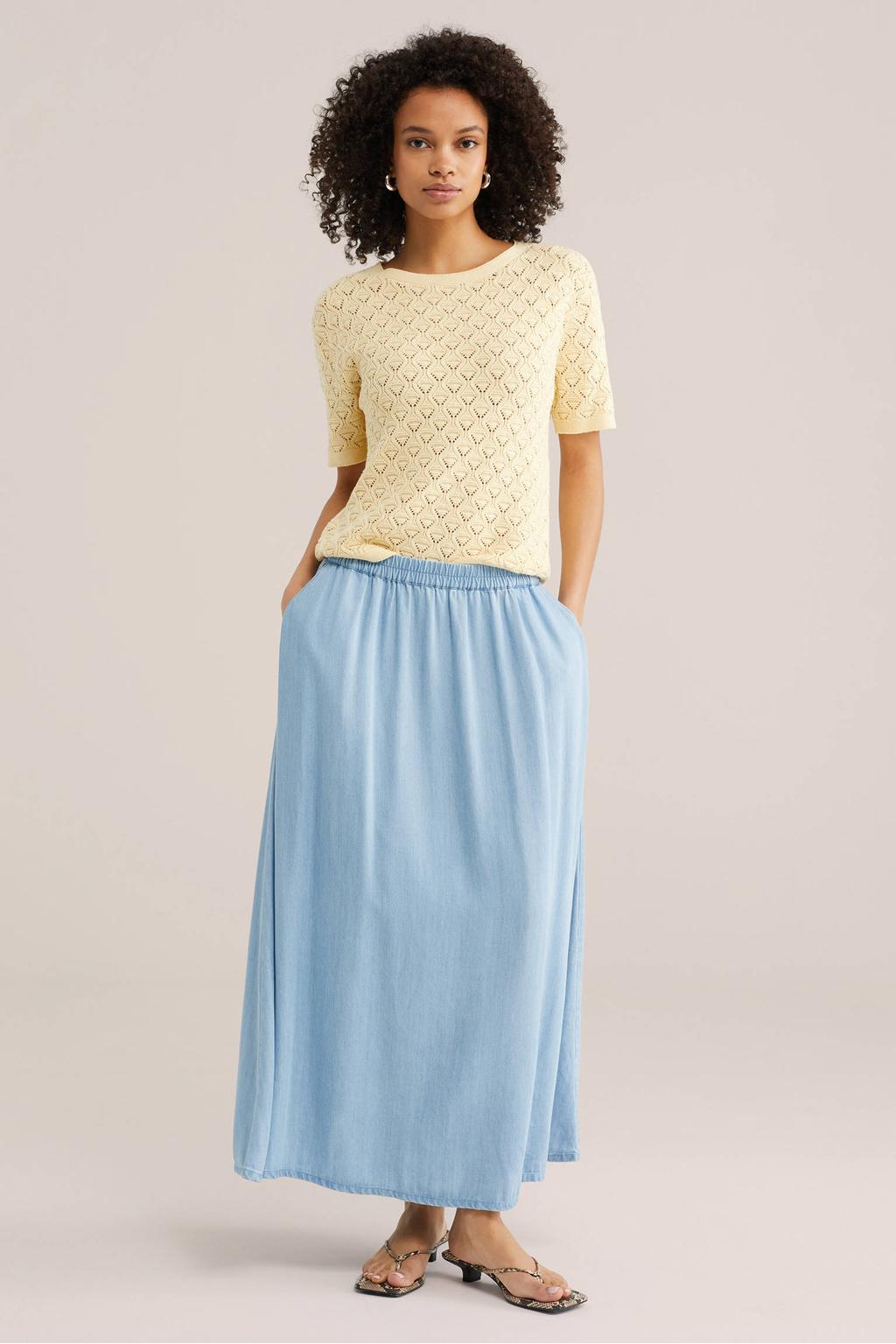 Lichtgele dames WE Fashion top gebreid met effen, korte mouwen, ronde hals en ajour details