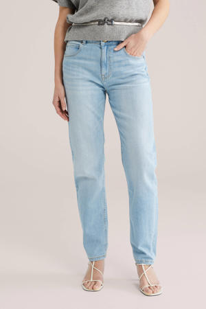 boyfriend jeans