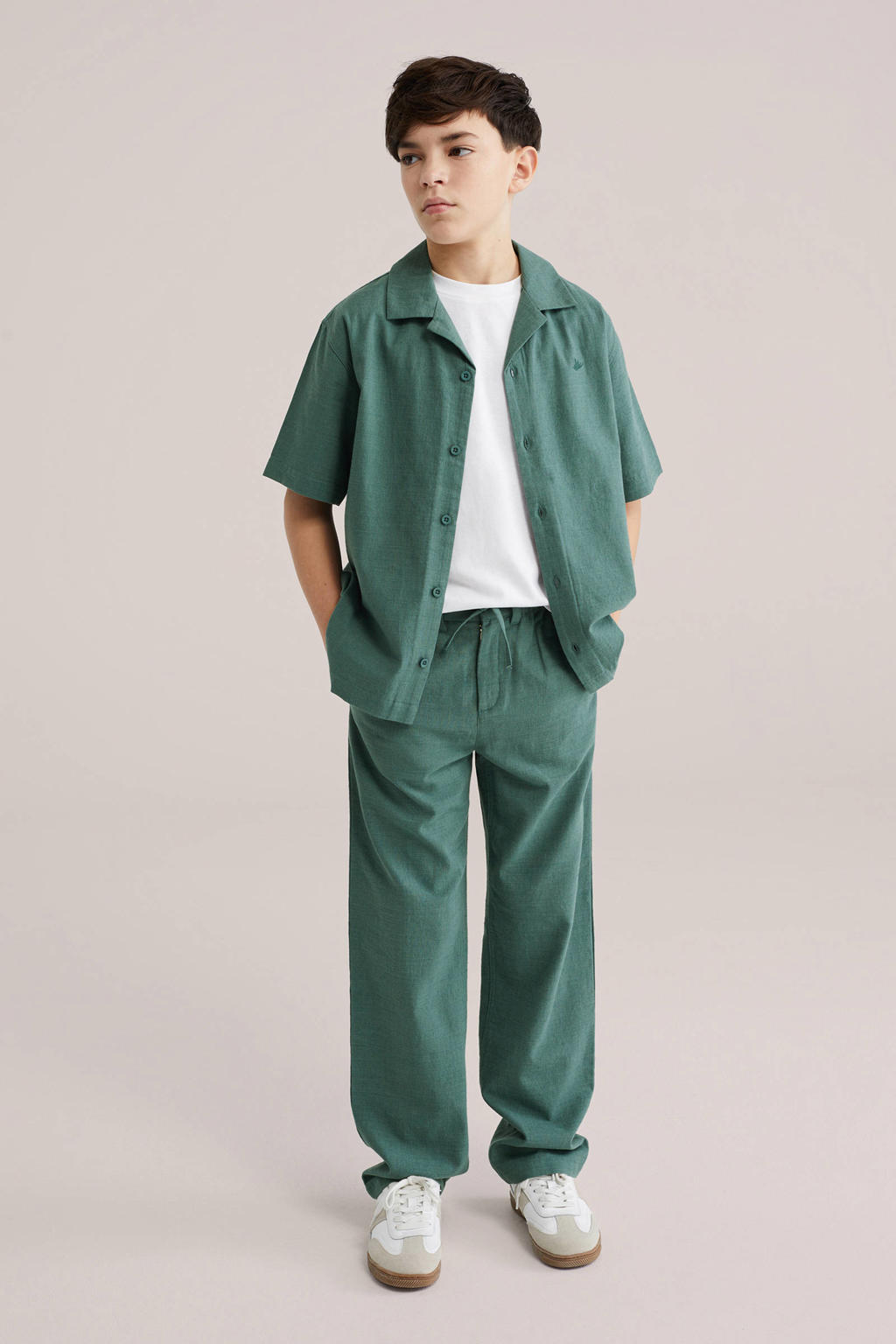 Groene jongens WE Fashion overhemd van katoen met effen, korte mouwen, klassieke kraag en knoopsluiting