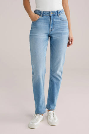 boyfriend jeans