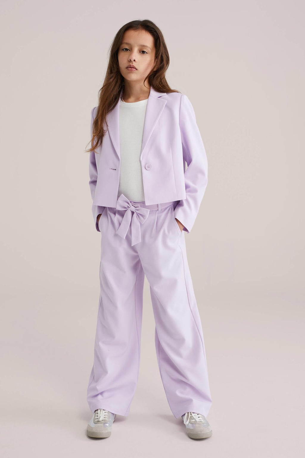 Lilakleurige meisjes WE Fashion cropped blazer met effen, lange mouwen, reverskraag en knoopsluiting